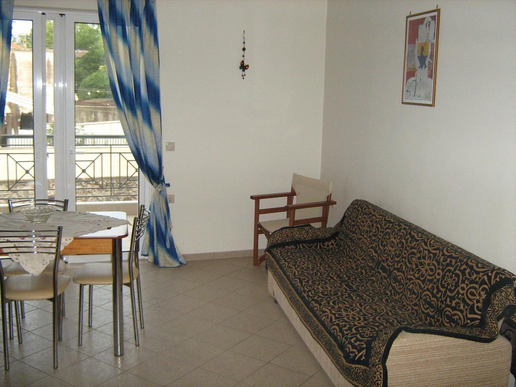 Apartament Filoxenia Levídhion Pokój zdjęcie
